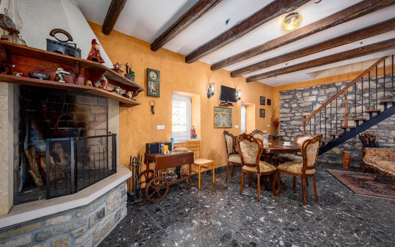Holiday Home Mia&Emi Sovinjak Εξωτερικό φωτογραφία