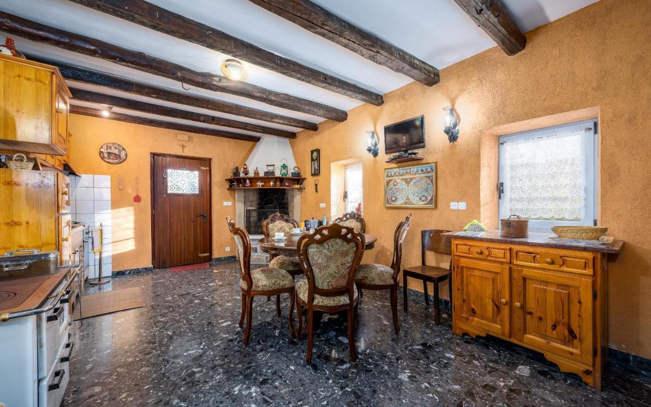 Holiday Home Mia&Emi Sovinjak Εξωτερικό φωτογραφία
